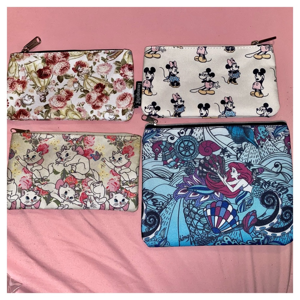 Bundle Disney Loungefly Cosmetic Bags 🎀